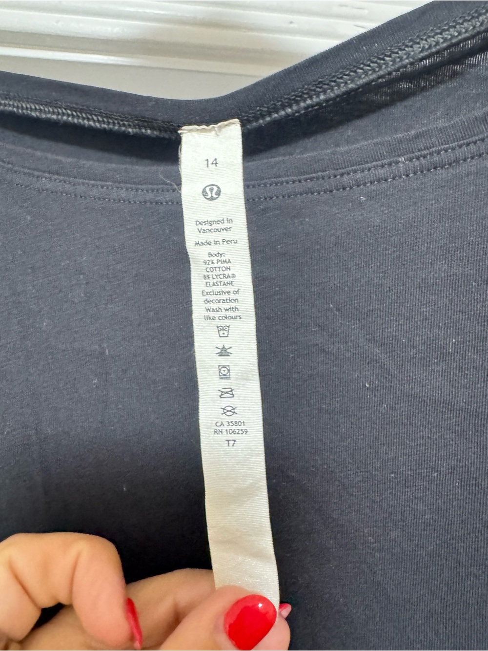 Set of 3 lululemon Back In Action shirts - Picture 3 of 14